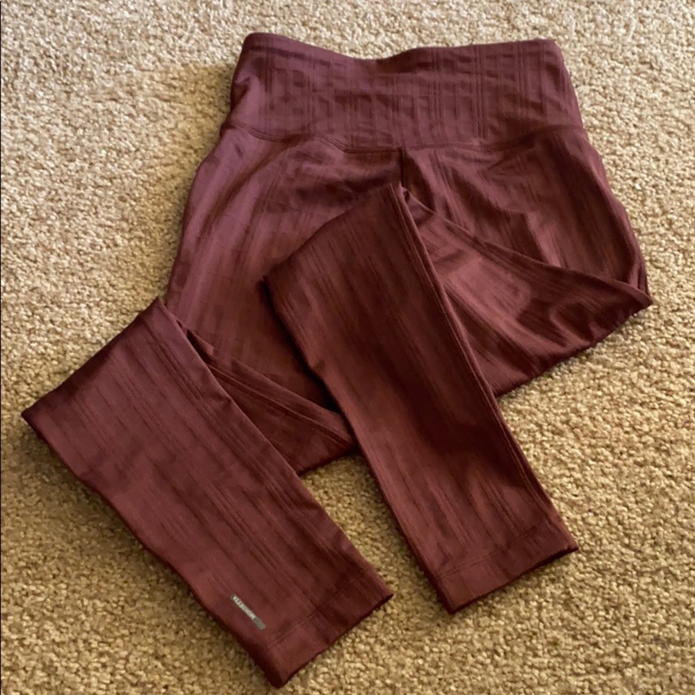 Brand new mondetta plum active leggings